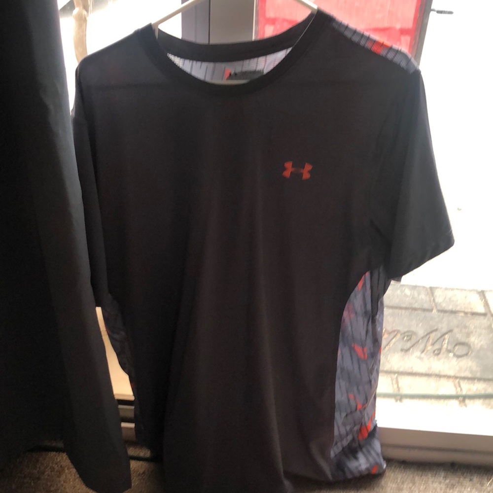 Under armour shirt